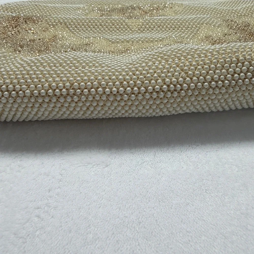 Vintage Lumured Beige Beaded Floral Handbag Gold Kiss Lock Evening Bag Hong Kong